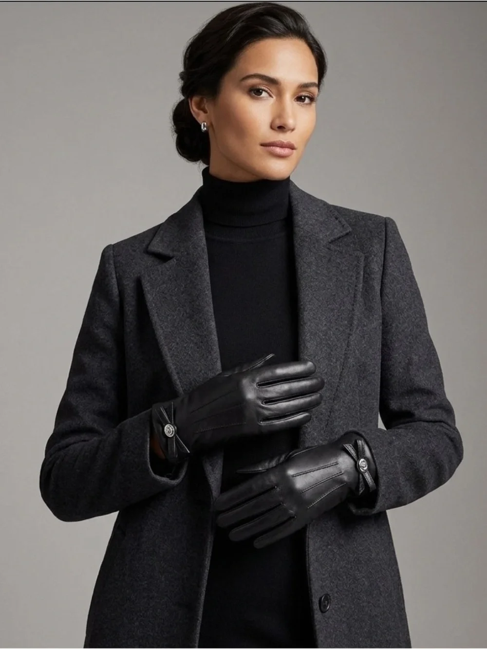Coach‎ Classic Black Turnlock Bow Black Leather Wool Lined Women's Gloves Size 8